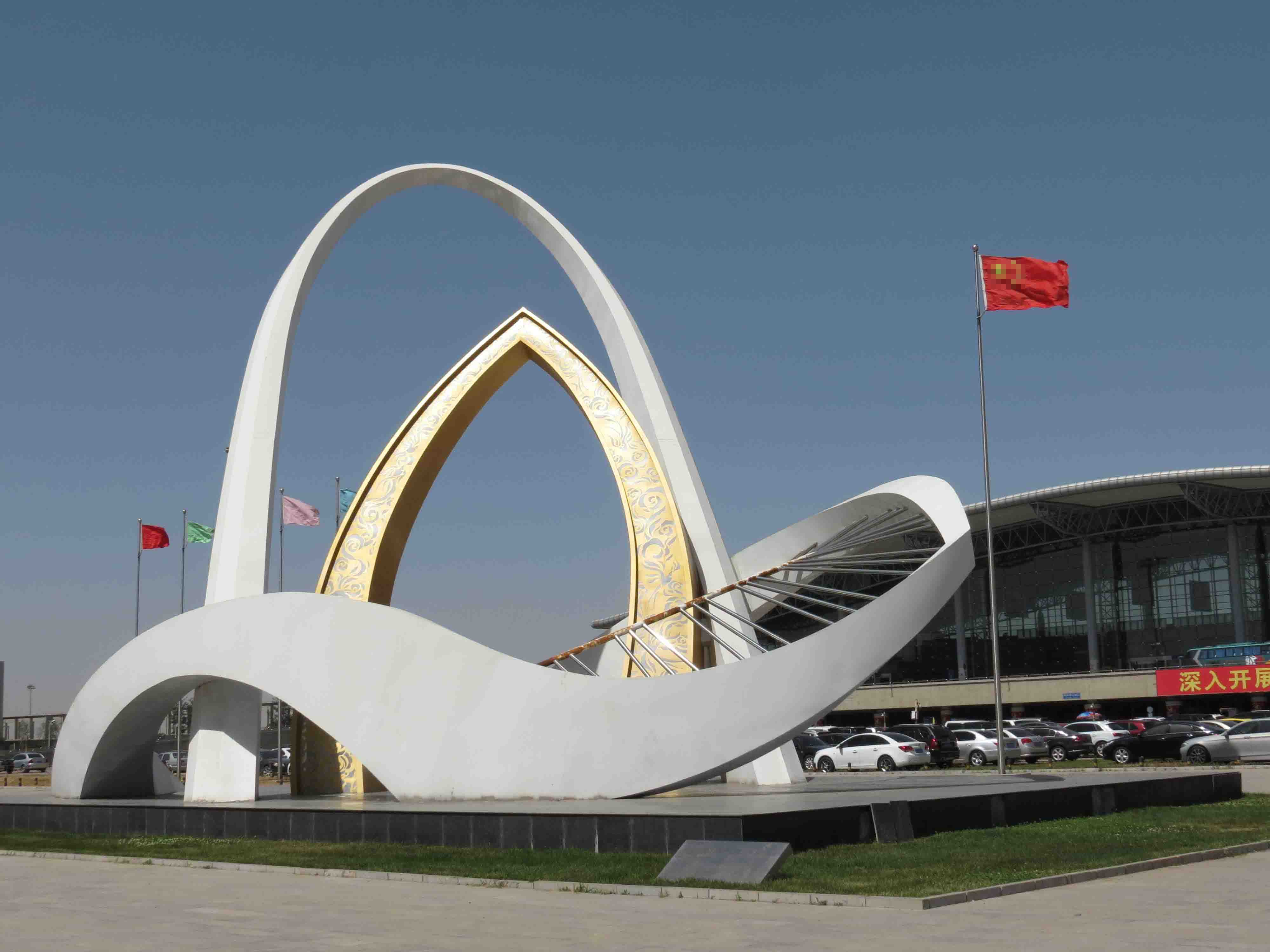 機(jī)場(chǎng)景觀雕塑，機(jī)場(chǎng)不銹鋼標(biāo)志，廣場(chǎng)大型標(biāo)志