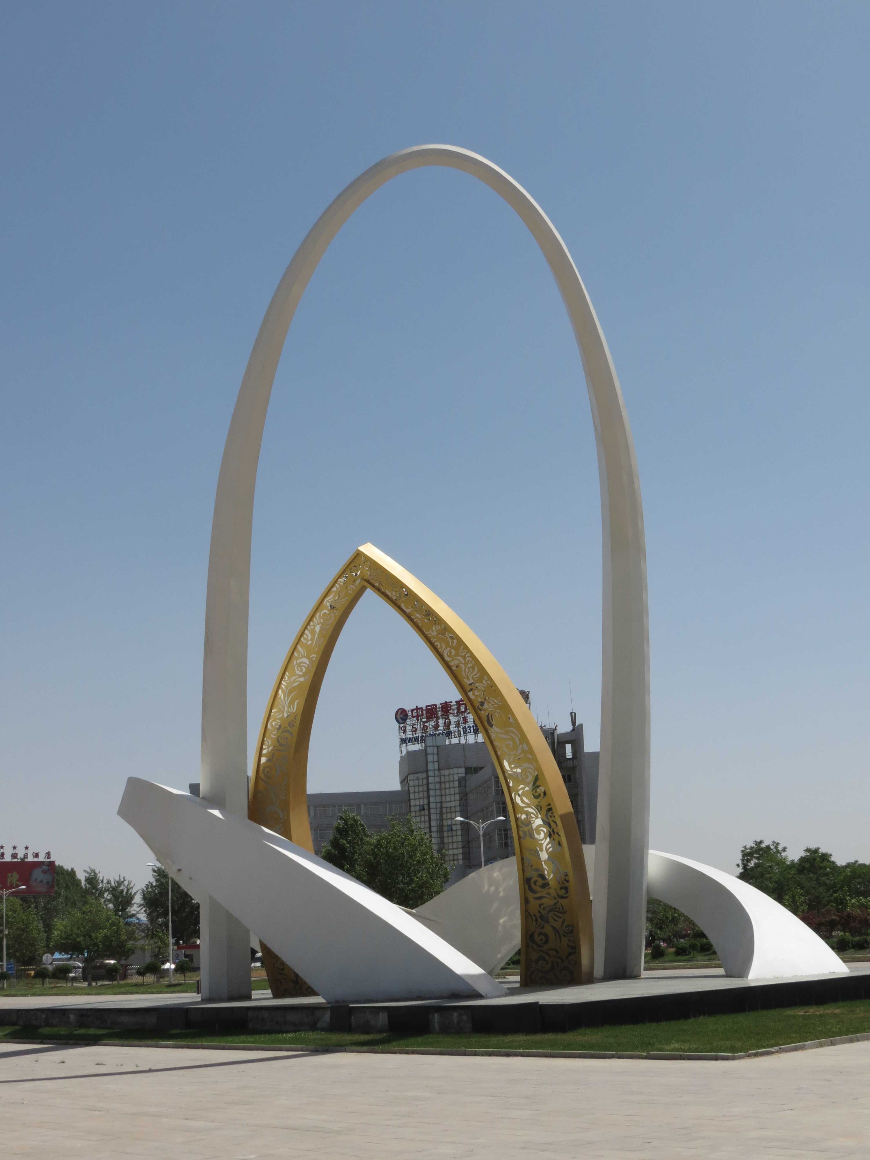 機(jī)場(chǎng)景觀雕塑，大型廣場(chǎng)標(biāo)志，廣場(chǎng)大型雕塑